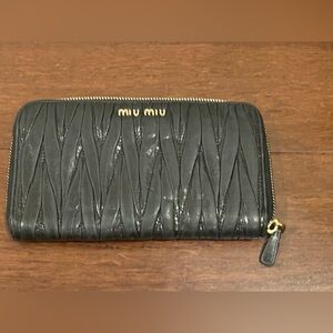 Miu Miu Black Quilted matelasse Leather Wallet